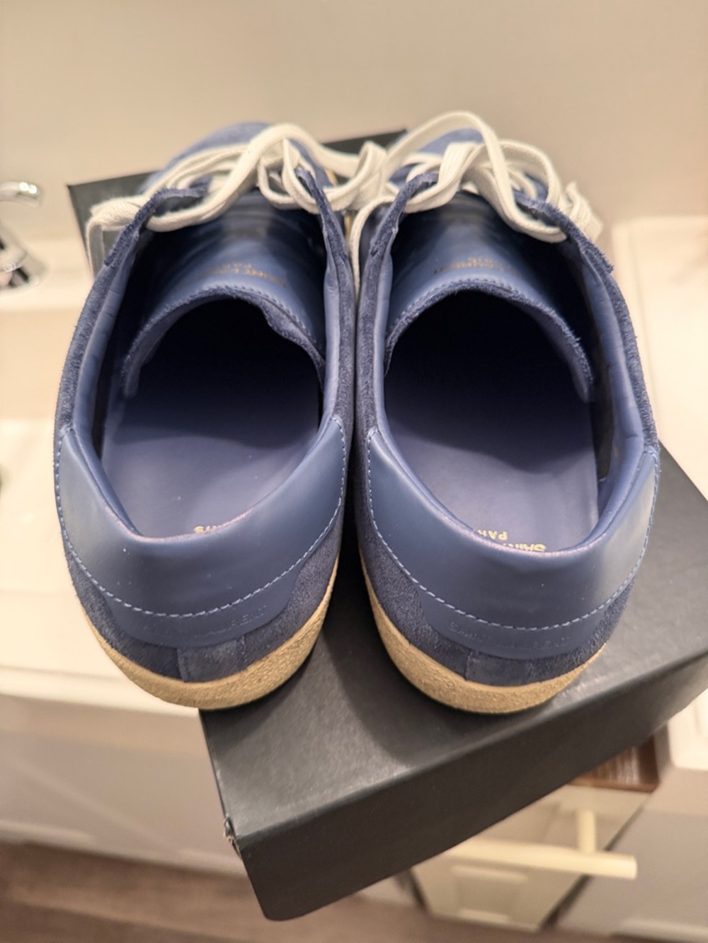 Saint Laurent Navy Suede Low-Top Sneakers with Contrast Laces - Picture 7 of 11